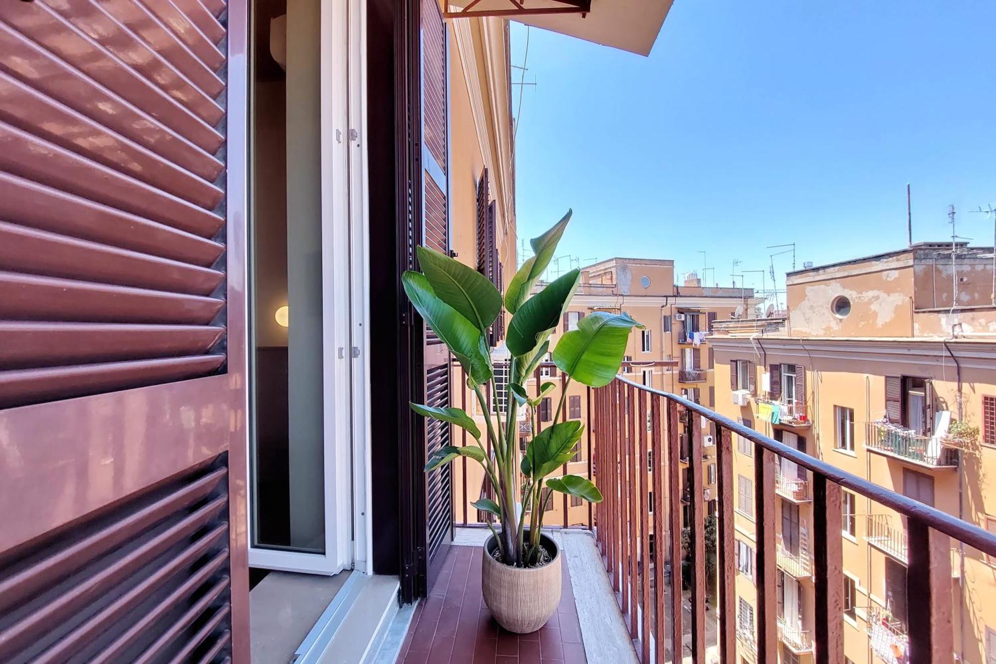Dadom Guest house